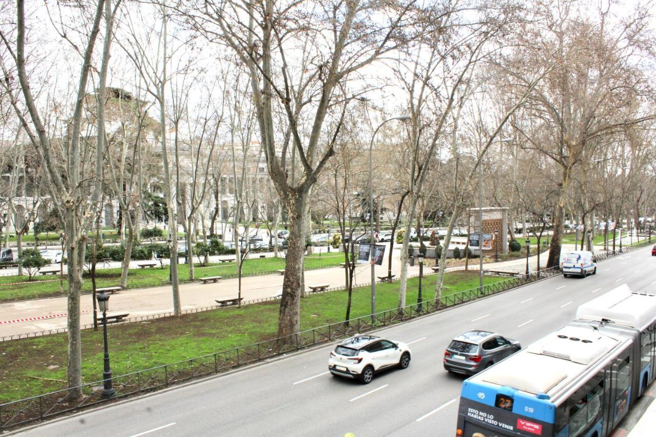 Lujoso Apto Paseo Del Prado Apartman Madrid Kültér fotó