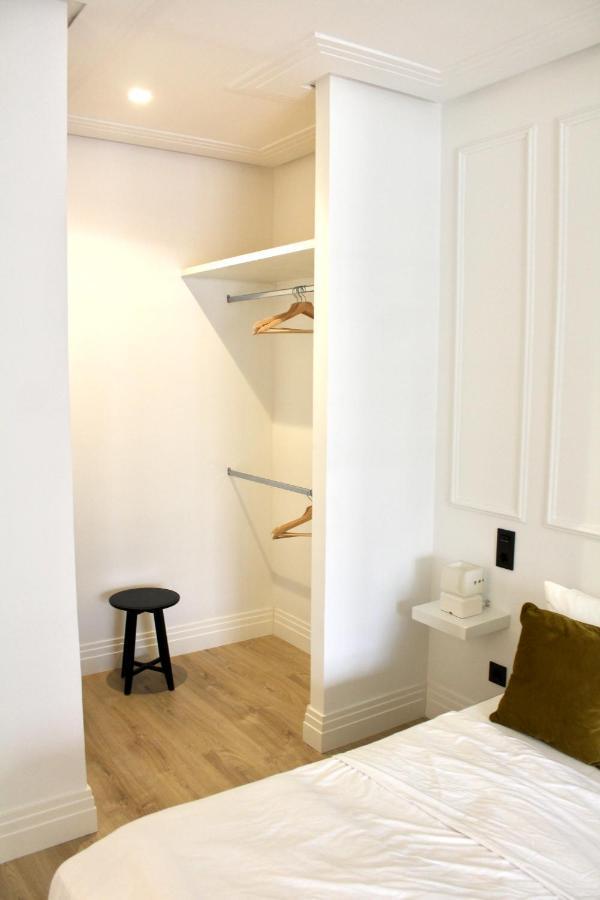 Lujoso Apto Paseo Del Prado Apartman Madrid Kültér fotó