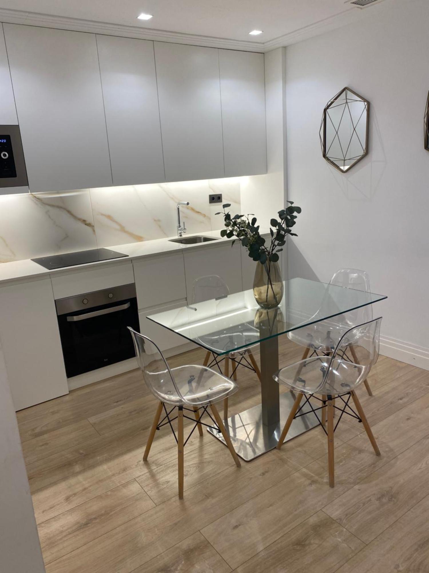 Lujoso Apto Paseo Del Prado Apartman Madrid Kültér fotó